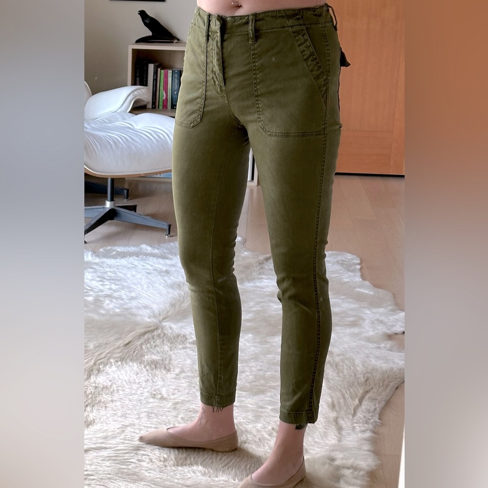 J. Crew straight vintage green cropped cargo pants size 27”